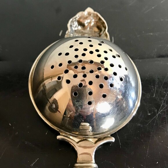 Royal Doulton Silver Metal & Porcelain Plate Over the Cup Tea Strainer Roses - Picture 5 of 6